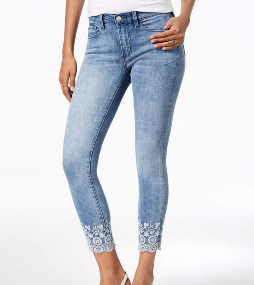 Like New Buffalo David Bitton Faith Jeans Size 25